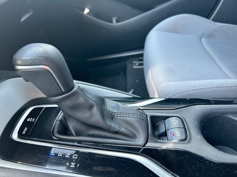 Used 2022 Toyota Corolla SE FWD image 23