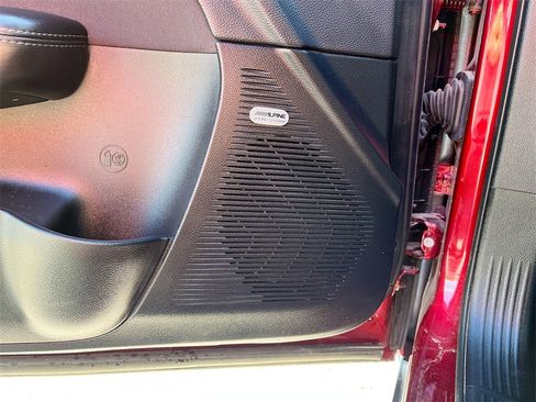 Used 2023 Dodge Challenger R/T image 18