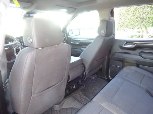Certified 2023 Chevrolet Silverado 1500 LT RWD image 19