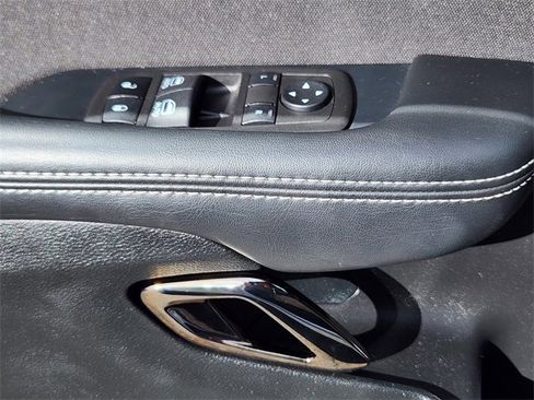 Used 2022 Dodge Challenger SRT Hellcat image 11