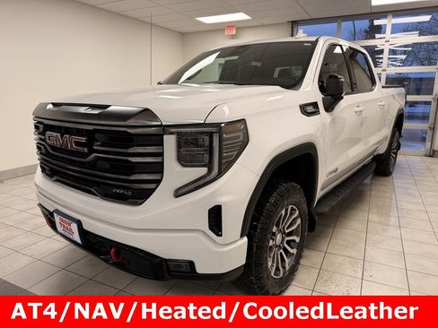 Certified 2022 GMC Sierra 1500 AT4 w/ AT4 Preferred Package image 1