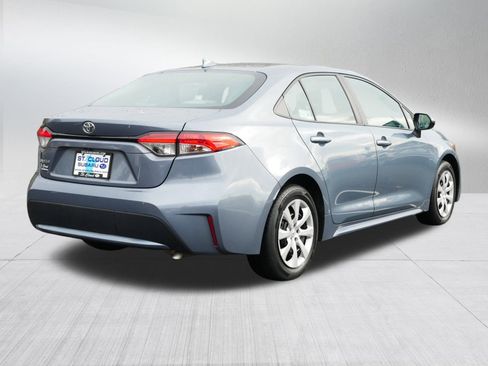 Used 2021 Toyota Corolla LE image 7