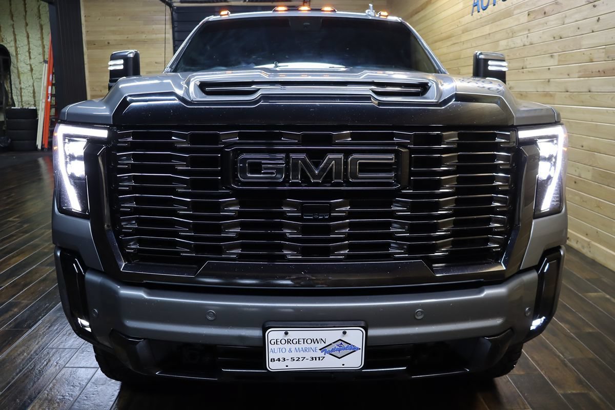Used 2024 GMC Sierra 2500 Denali Ultimate AWD/4WD image 7