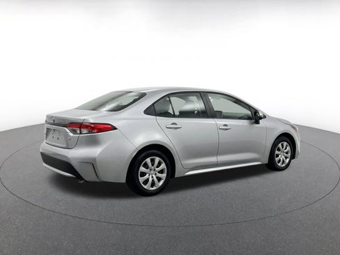 Used 2025 Toyota Corolla LE FWD image 9
