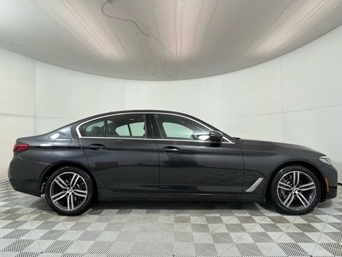 Used 2022 BMW 530i xDrive image 9