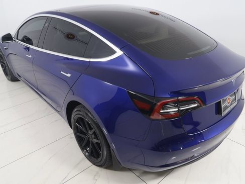Used 2020 Tesla Model 3 Standard Range image 25