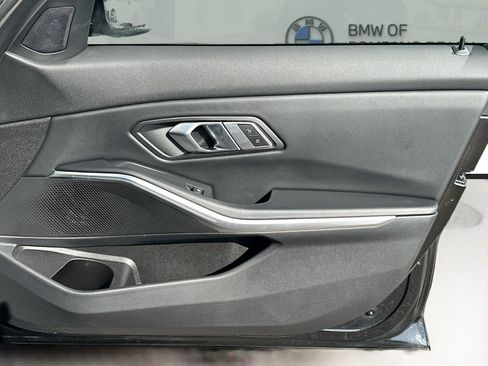 Used 2023 BMW 330i xDrive Sedan w/ Premium Package image 35