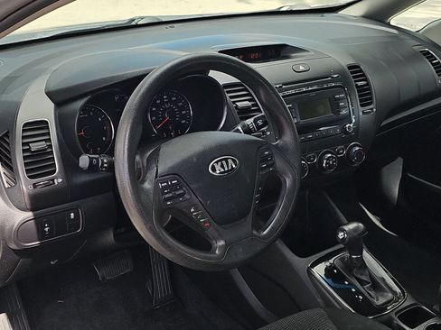 Used 2018 Kia Forte LX FWD image 15
