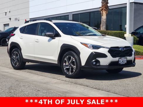 Used 2025 Subaru Crosstrek 2.5i Premium AWD/4WD image 38