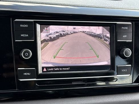 Used 2023 Volkswagen Taos S FWD image 21