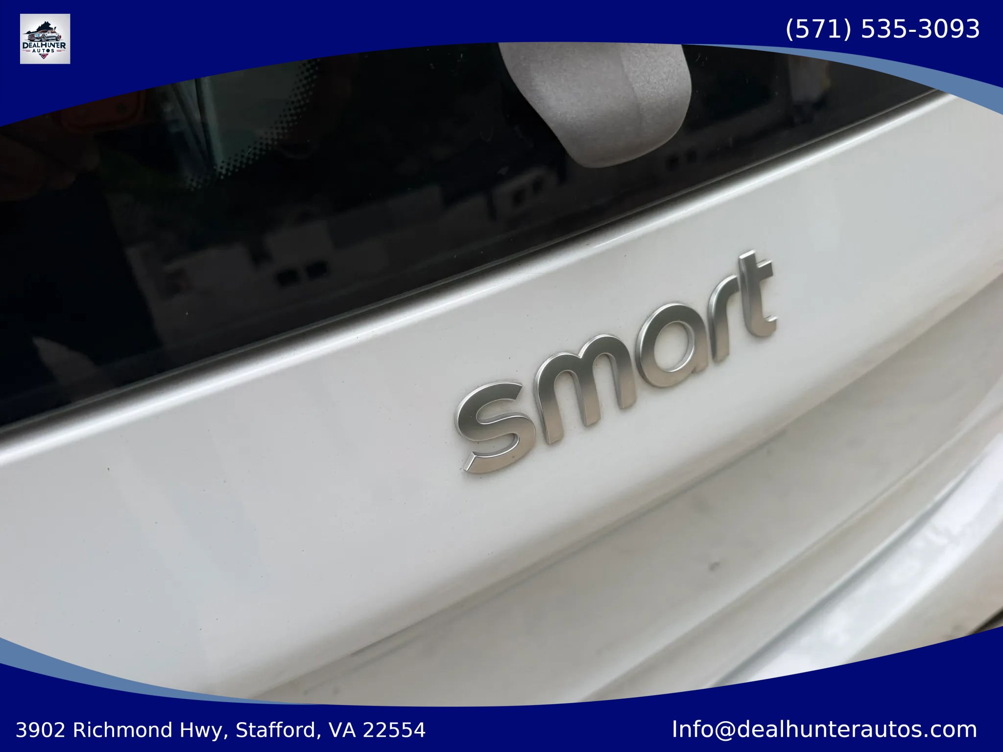 Used 2016 smart fortwo pure RWD image 8
