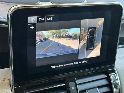 Used 2018 Lincoln Navigator L Reserve w/ Technology Package image 26