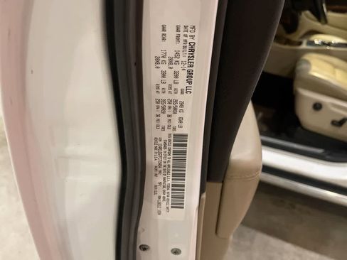 Used 2015 Dodge Durango Limited w/ Premium Group image 29