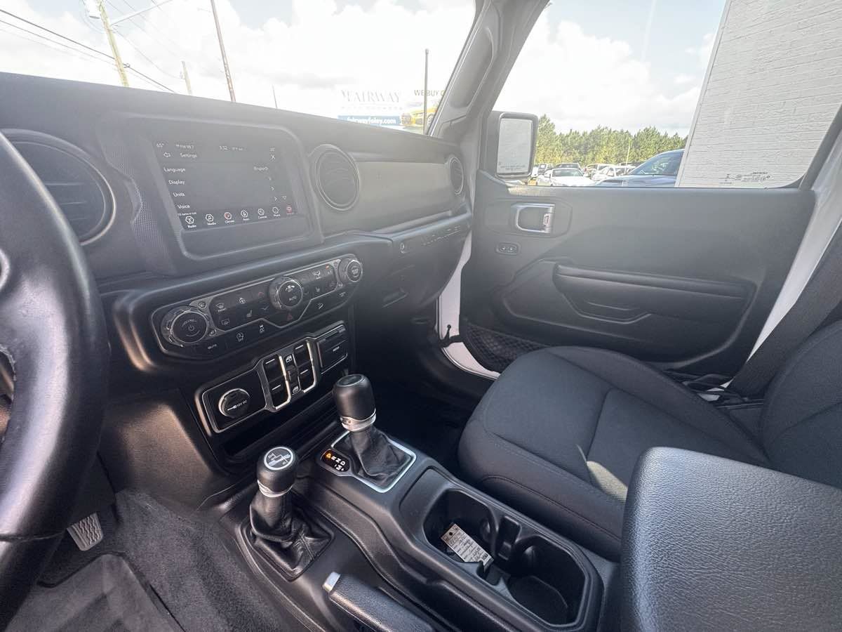 Used 2020 Jeep Wrangler Unlimited Sport AWD/4WD image 16