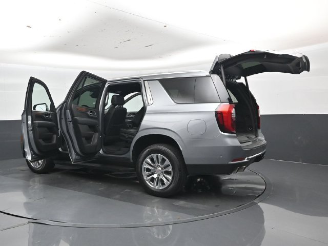 Used 2025 GMC Yukon Denali AWD/4WD image 56