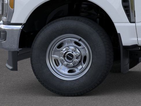 New 2026 Ford F250 XL w/ XL Driver Assist Package AWD/4WD image 19