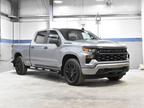 Used 2023 Chevrolet Silverado 1500 Custom image 27