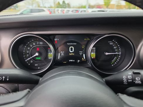 Used 2023 Jeep Wrangler Unlimited w/ 8.4" Radio Group AWD/4WD image 16