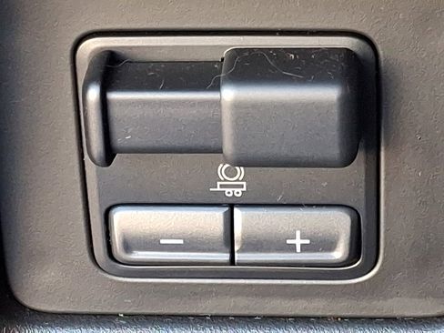 Used 2023 GMC Canyon Elevation w/ Elevation Premium Package image 28