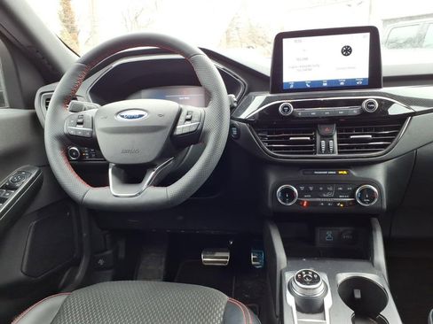 Used 2023 Ford Escape ST-Line Select image 5
