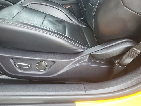 Used 2019 Ford Mustang GT Premium w/ Equipment Group 401A image 15