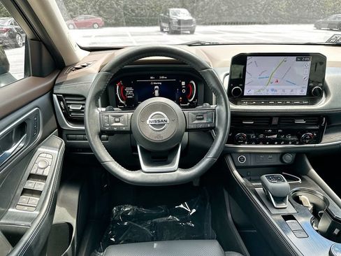 Used 2021 Nissan Rogue Platinum AWD/4WD image 30