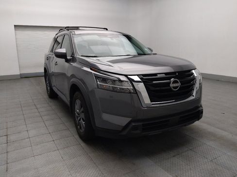Used 2022 Nissan Pathfinder SV FWD image 13