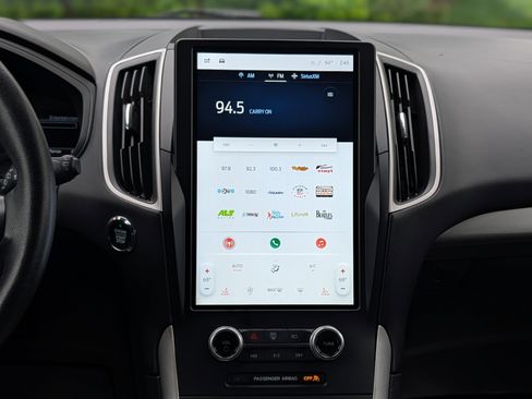 Used 2024 Ford Edge SEL image 15