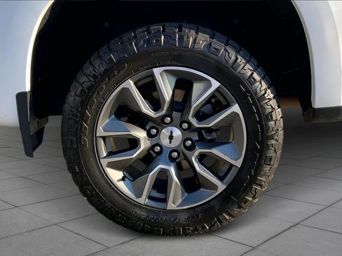 Used 2023 Chevrolet Silverado 1500 RST image 10