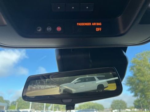 Used 2020 Cadillac Escalade Platinum AWD/4WD image 31