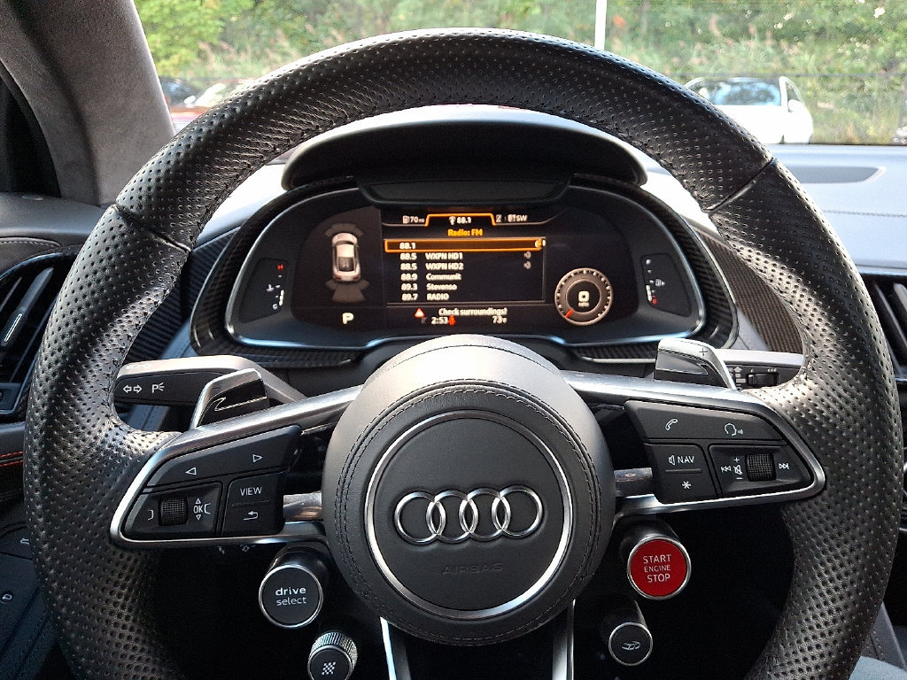 Used 2018 Audi R8 V10 plus AWD/4WD image 17
