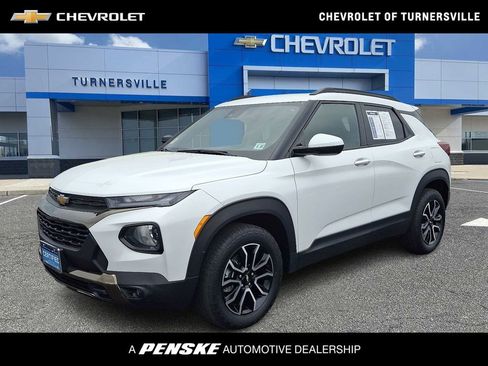 Certified 2023 Chevrolet TrailBlazer ACTIV image 1