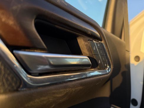 Used 2024 GMC Sierra 2500 Denali w/ Technology Package image 14