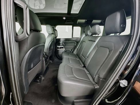 Certified 2023 Land Rover Defender 110 S AWD/4WD image 24