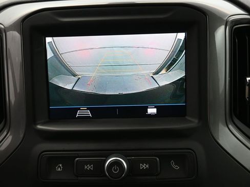 Used 2021 Chevrolet Silverado 1500 Custom Trail Boss w/ LPO, Dark Essentials Package image 9