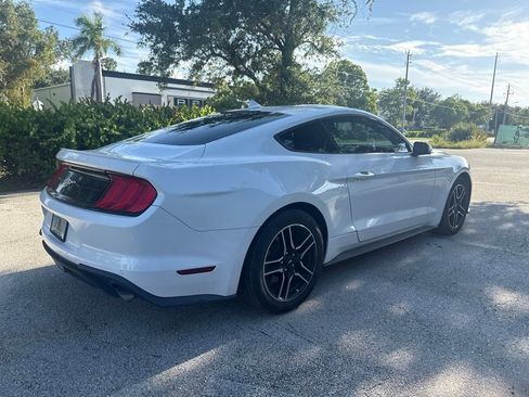 Used 2020 Ford Mustang Premium RWD image 3