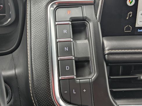 Certified 2022 GMC Yukon XL SLT w/ SLT Premium Package image 22