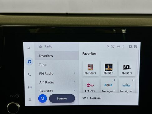 Used 2025 Toyota Camry LE image 21