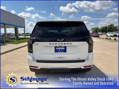 New 2026 Chevrolet Suburban LT w/ Comfort Package AWD/4WD image 7