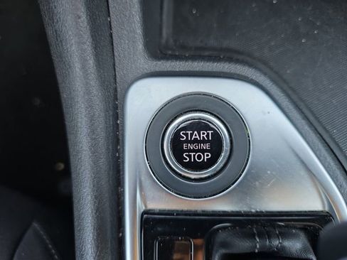 Used 2024 Nissan Sentra SV FWD image 27