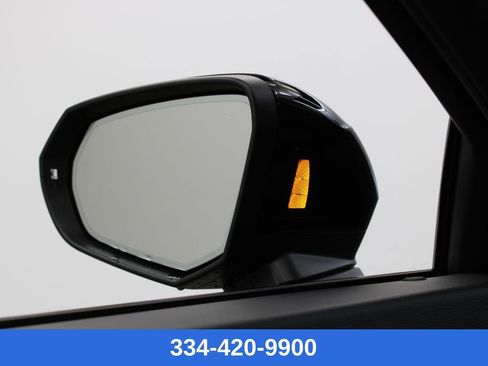 New 2025 Audi Q3 2.0T Premium image 32