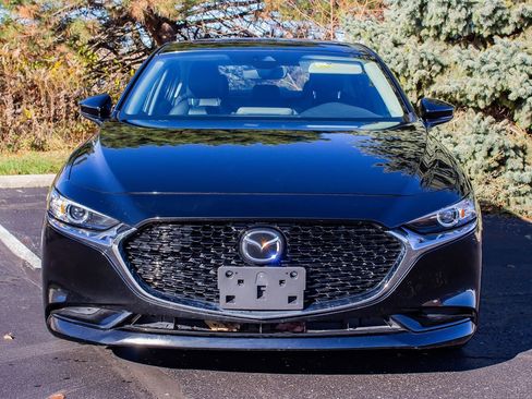 Used 2023 MAZDA MAZDA3 s image 2