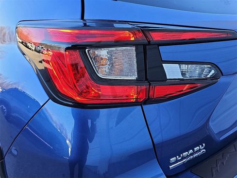 Certified 2025 Subaru Crosstrek 2.0i Premium image 34