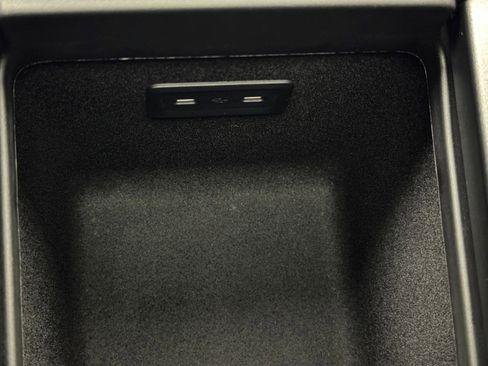 Used 2022 Mercedes-Benz S 500 4MATIC w/ AMG Line Package image 41