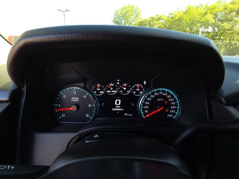 Used 2020 GMC Yukon Denali w/ Denali Premium Package AWD/4WD image 16