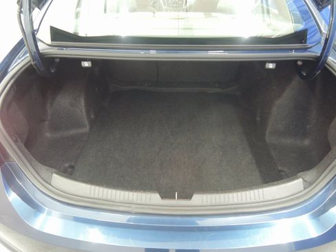 Used 2019 Chevrolet Malibu LT image 26