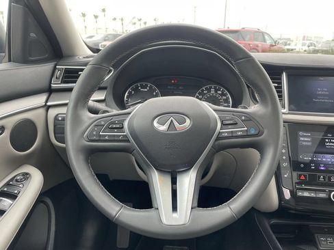 Used 2023 INFINITI QX50 Luxe FWD image 15