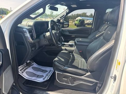 Used 2023 Ford F250 Platinum AWD/4WD image 13