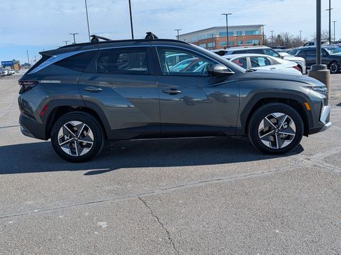 Certified 2025 Hyundai Tucson SEL image 6