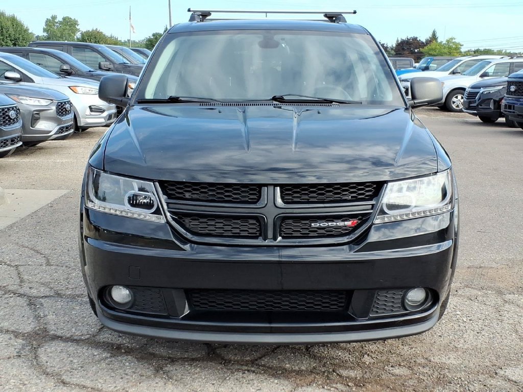 Used 2020 Dodge Journey SE w/ Blacktop Package FWD image 8